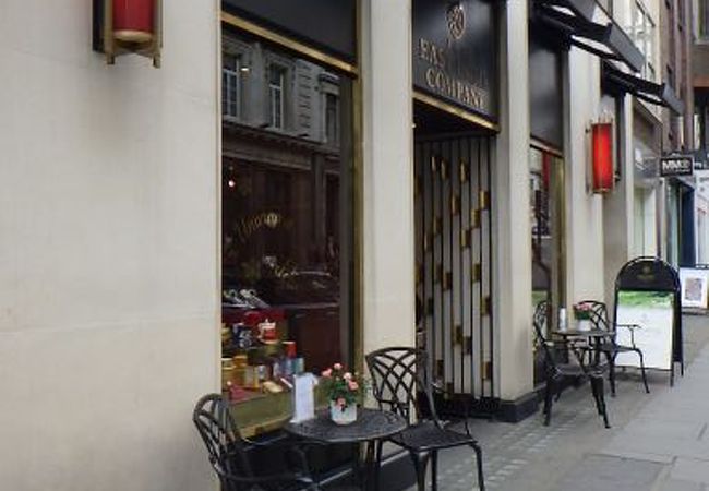 ロンドンの紅茶専門店