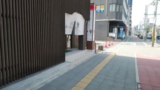 きれいで、こじんまりとした温泉