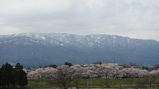 晴れた日の右岸から？