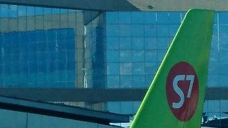 モスクワのハブ空港の一つでとても機能的でした