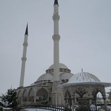 ウルギャップ南端のモスク