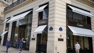 カルティエ (シャンゼリゼ店)