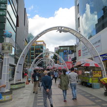 俳優さんの手形などがあります