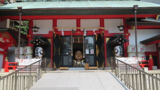 おとりさまの神社