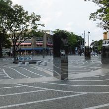 石畳に銀柱は目立たないですね。