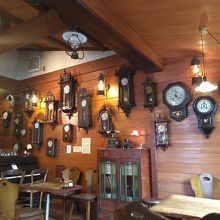 アンティークの時計が沢山