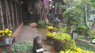 アンティークとこだわりの美味しいコーヒー