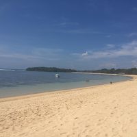 ホテルの前のビーチ