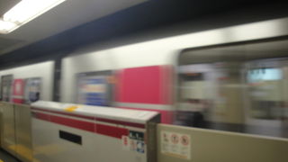 トイレ改修中　大門　青山一丁目駅