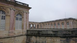 ヴェルサイユ宮殿の離れのような宮殿