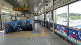 なんかワクワクしちゃう　金沢シーサイドラインに乗って八景島へ