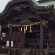 住宅街にある神社