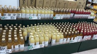 ツルヤオリジナル商品が揃っています