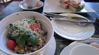 優雅なランチまたはお茶タイム！