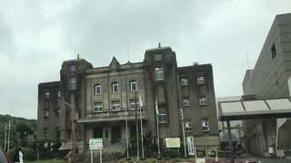 思わず見上げる