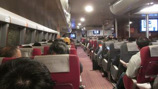 週末のフェリーは大混雑