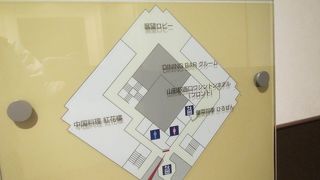 最上階24階に無料の展望室があるが…