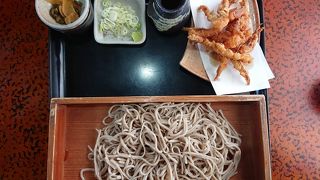 太くて短い田舎風そば