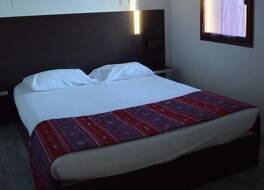 アドニス カルカソンヌ 写真