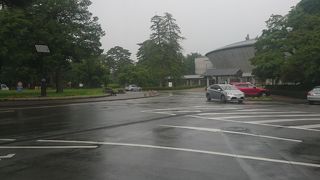 最大の都営霊園