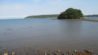 内海湾の、最も奥まったところに入り口がありました