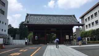 明治維新の偉人のお墓がありました