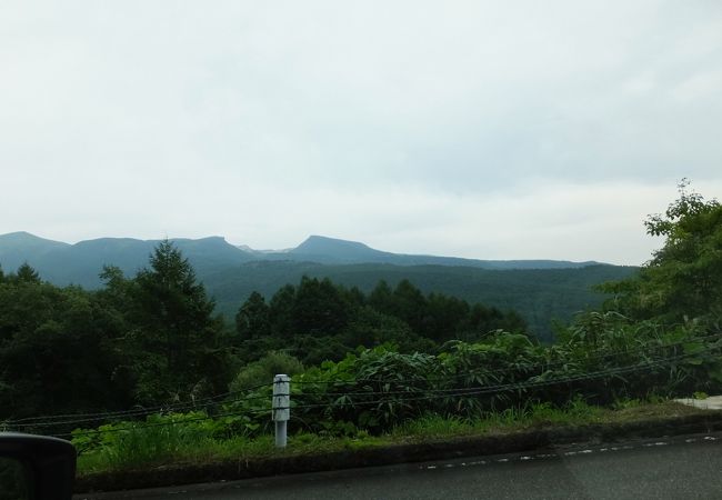 無料になっています。眺めは展望台で。安達太良山の山頂火口の眺めはいいです。