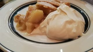 目当てはアップルパイ！