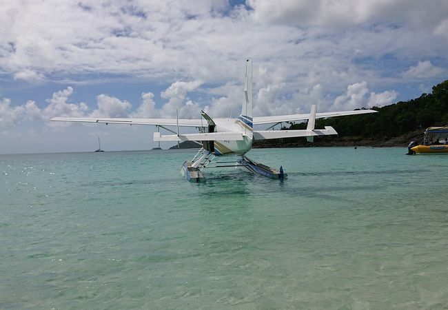 グレートバリアリーフを上空から眺めました