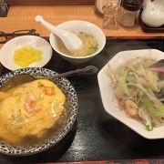 大阪では何処にでもあるチェーン店だが、天津飯と皿うどんが絶品。