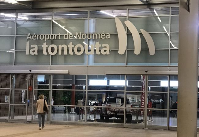 ヌーメア ラ トントゥータ国際空港 Nou クチコミ アクセス 営業時間 ヌメア フォートラベル