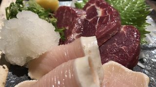 焼き鳥のコースを堪能する