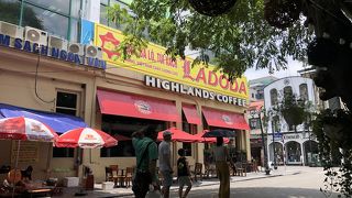 コーヒーチェーン店