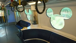 香港ディズニーランドへの電車