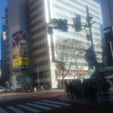 地下鉄がない頃から名前はメトロプラザだった