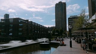 ロンドンの今を発信し続けるコミュニティーセンター