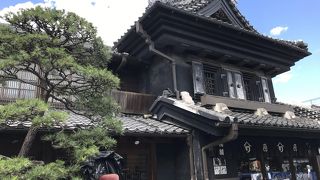 川越一番街の蔵造りの町並み