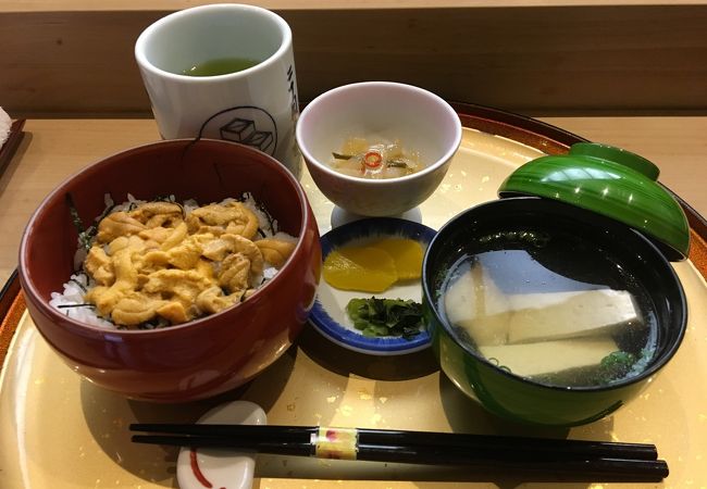 赤うに丼