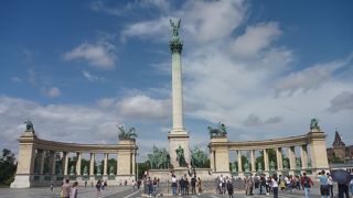 とても大きな広場です