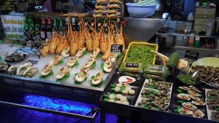 高雄の有名な夜市