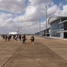 リビングストン空港 (LVI)