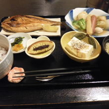 ロールキャベツにホッケ