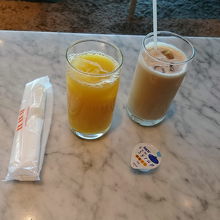 ソフトドリンクは無料