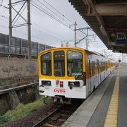 近江鉄道の路線の中では比較的都市部を走る路線