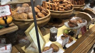 三越伊勢丹のオリジナルブランド