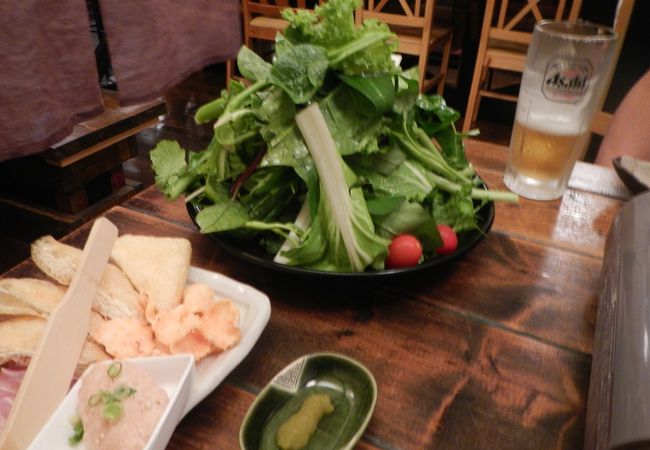 奈良の食材たっぷりの気さくな居酒屋さん。