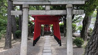 こじんまりとした神社です