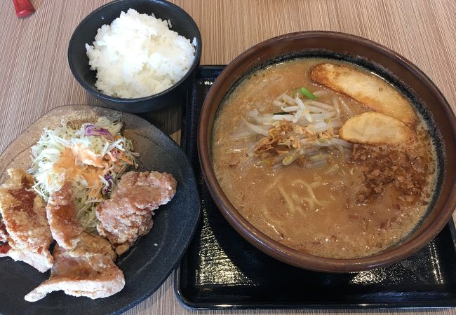 田所 麺 商店 場
