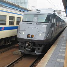 宮崎駅停車中