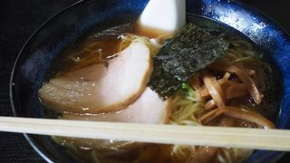 観光地価格でないラーメン屋